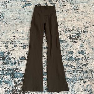 Lululemon Yoga Pants